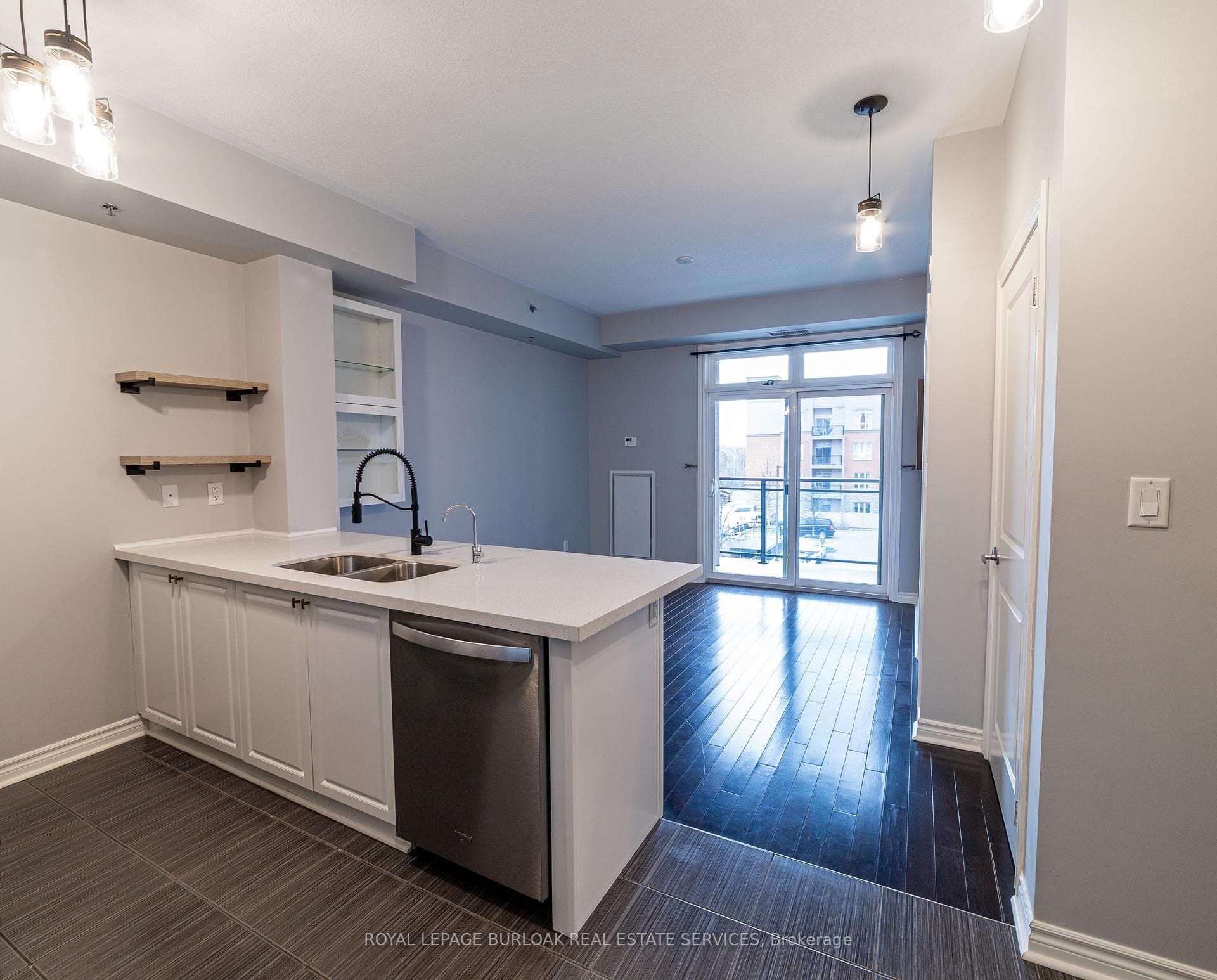 5317 Upper Middle Road Unit 330 photo 1