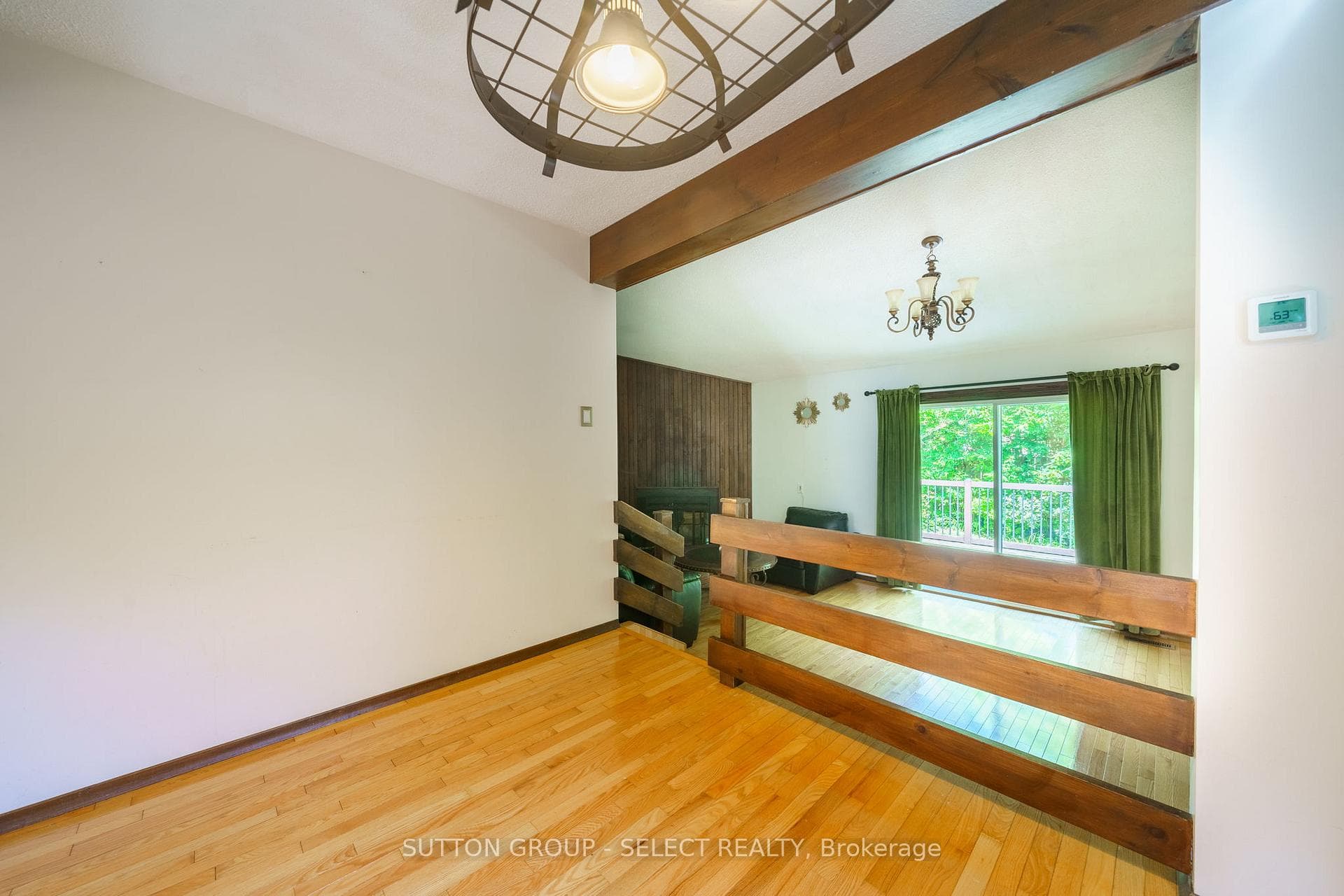 1839 Aldersbrook Road photo 14