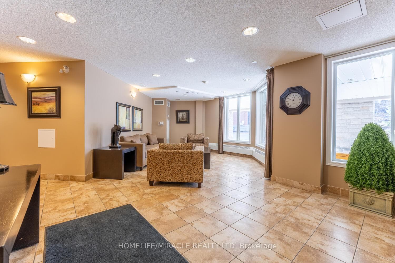 8 Harris Street Unit 101 photo 32