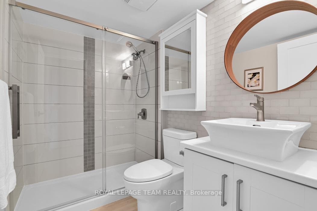 265 Poulin Avenue Unit 401 photo 31