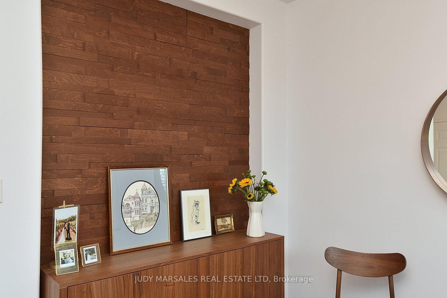204 Montreal Circle photo 10