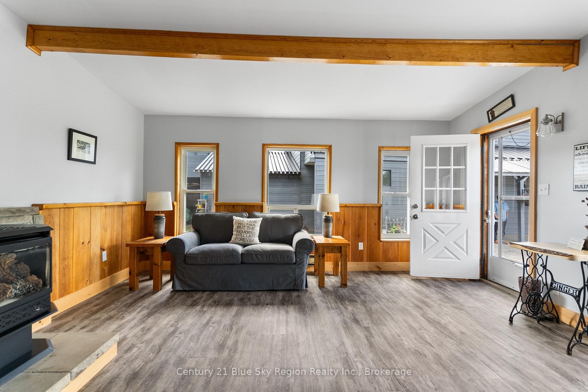 78 Papineau Road photo 17