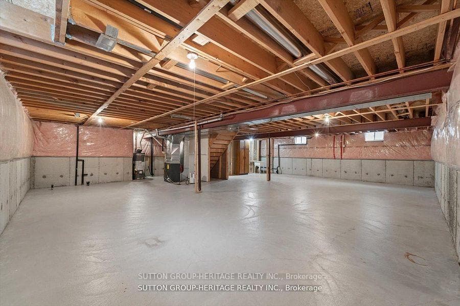 1886 Pine Grove Avenue photo 35