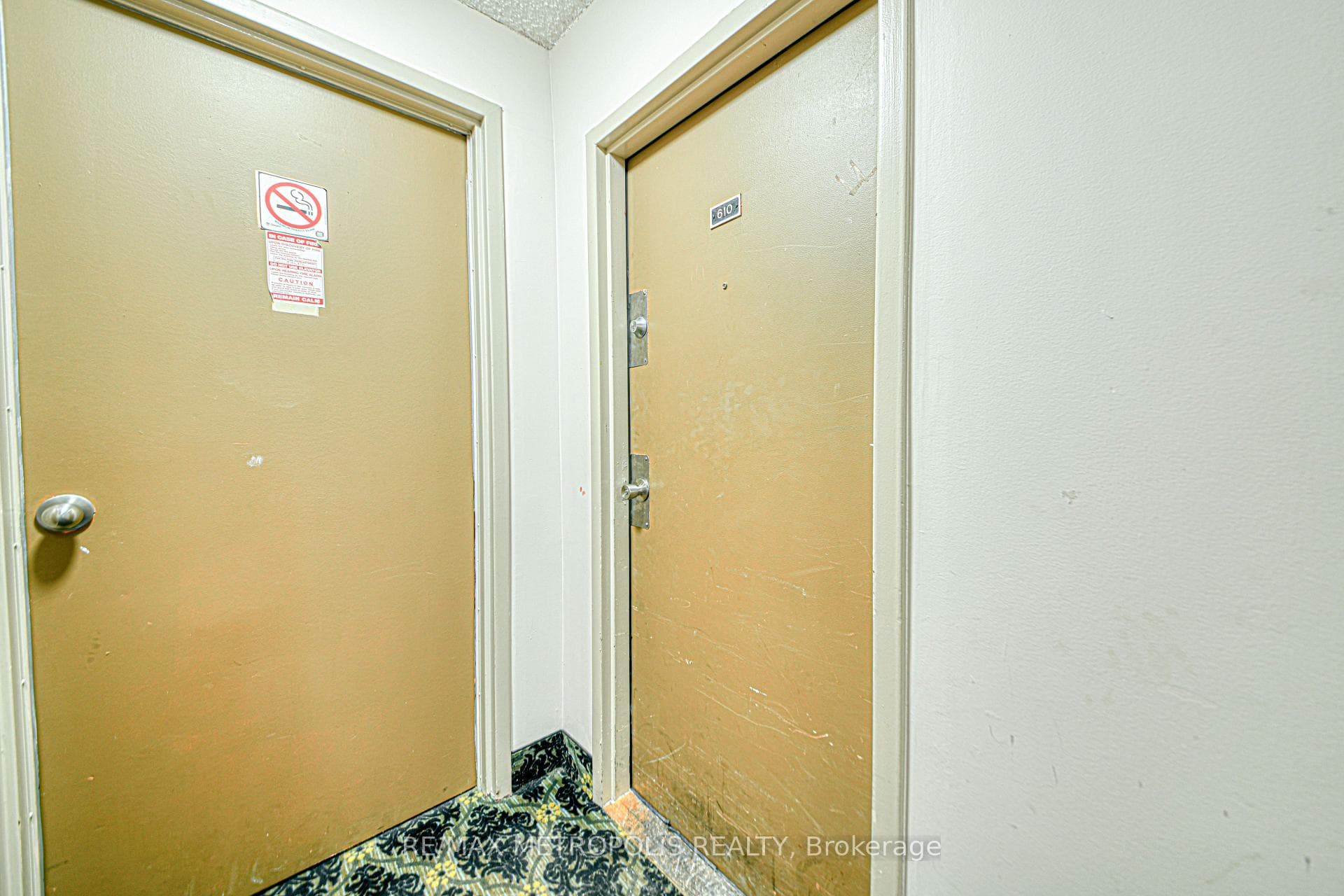 3380 Eglinton Avenue Unit 610 photo 37