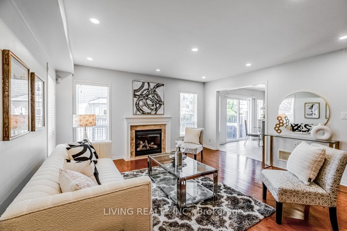 5442 Kindos Street photo 8