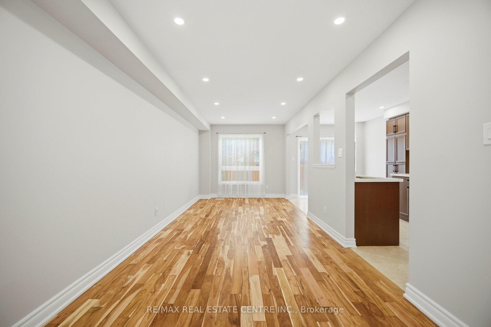 31 Spicebush Terrace photo 9