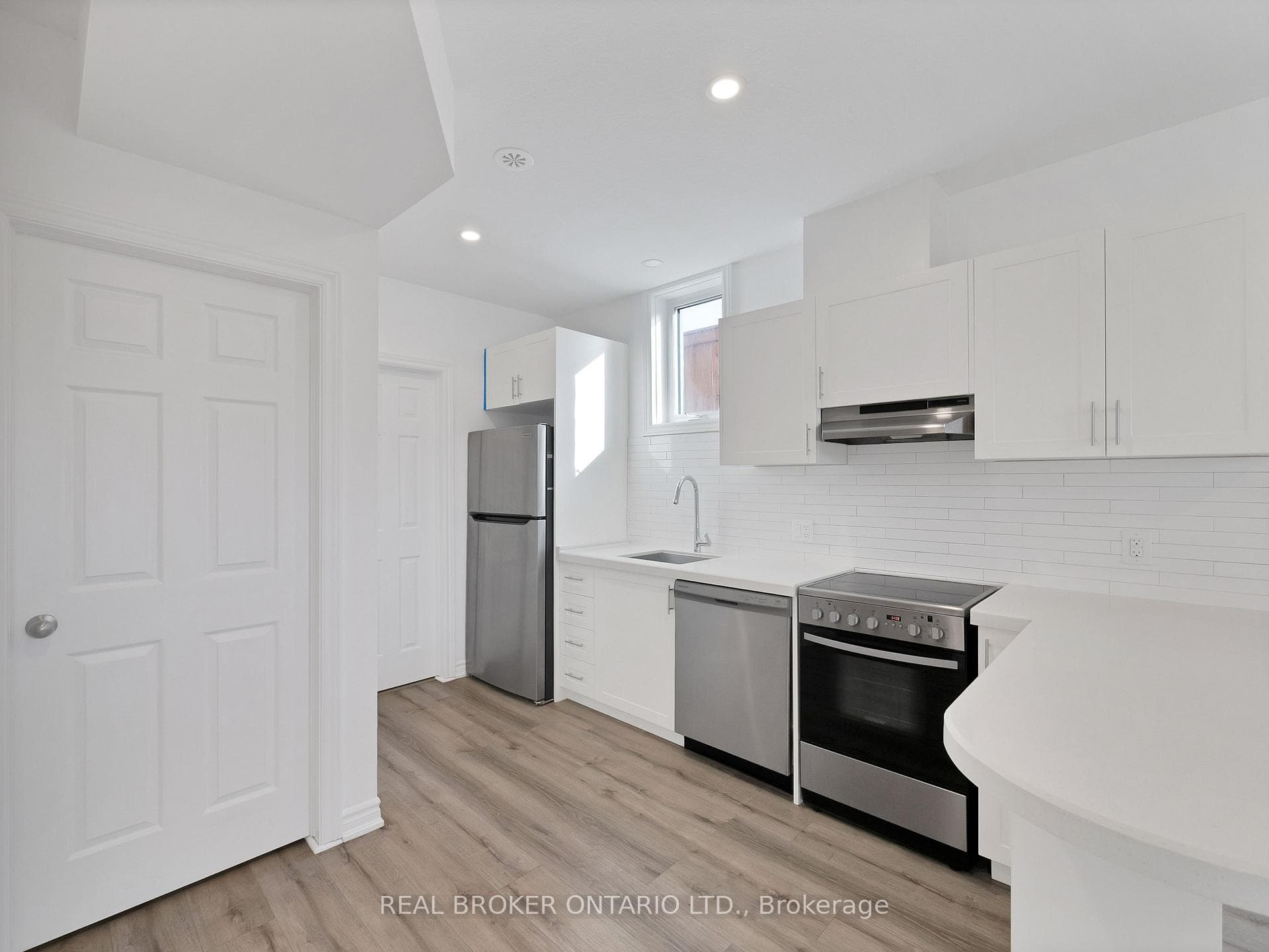 164 Heiman Street Unit 6A photo 11