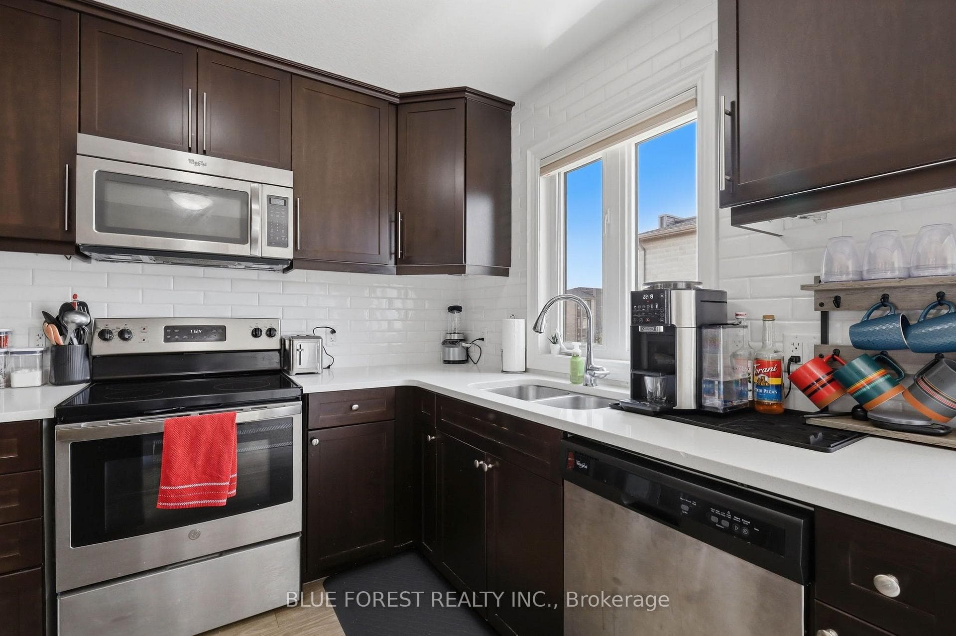 3320 Meadowgate Boulevard Unit 124 photo 10