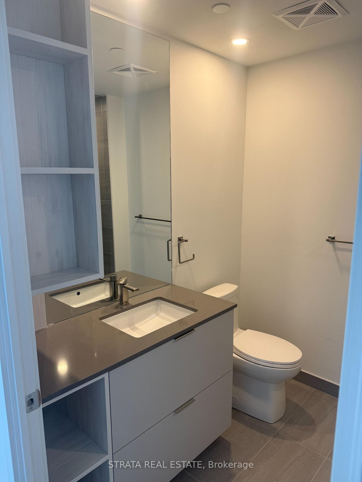 1 Fairview Road Unit 1504 photo 9