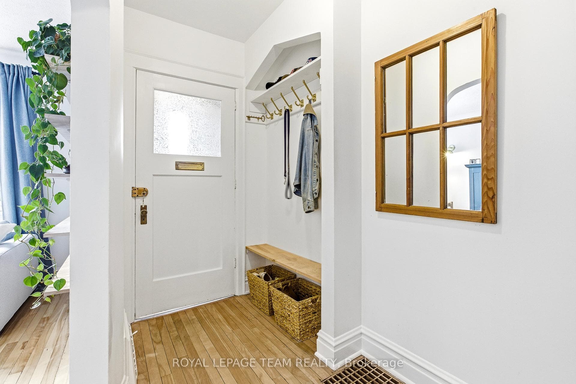 45 Harmer Avenue photo 2