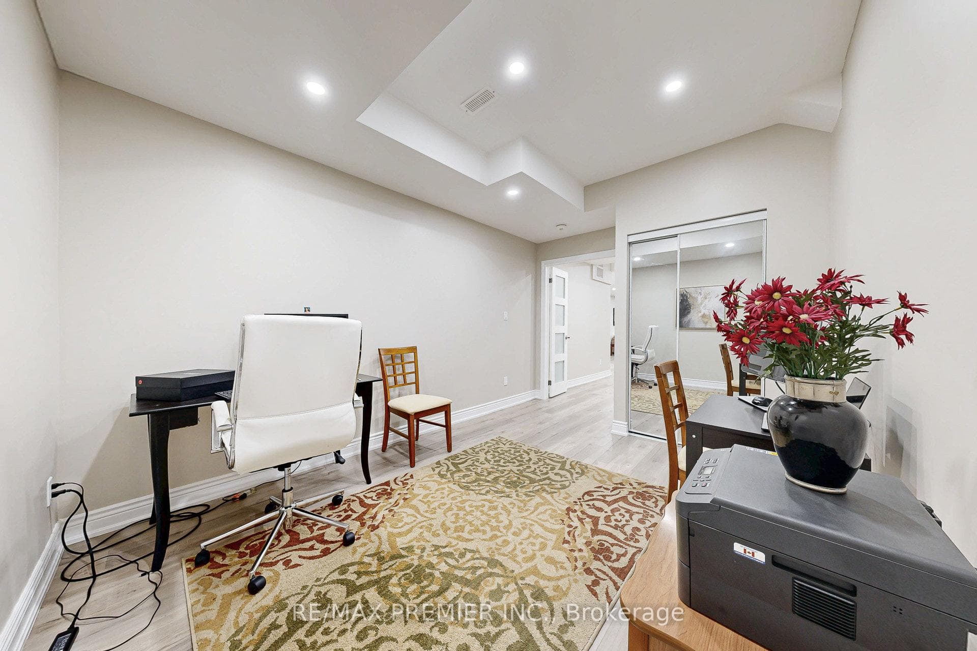28 Rivoli Drive photo 41