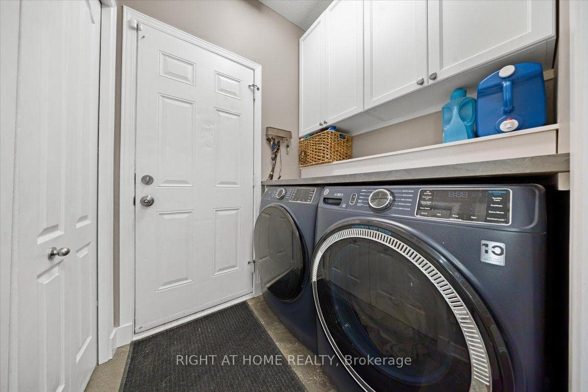 850 Feather Moss Way photo 46