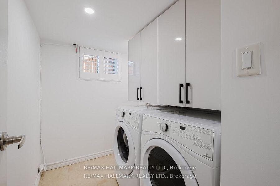 18 Glen Stewart Avenue photo 20
