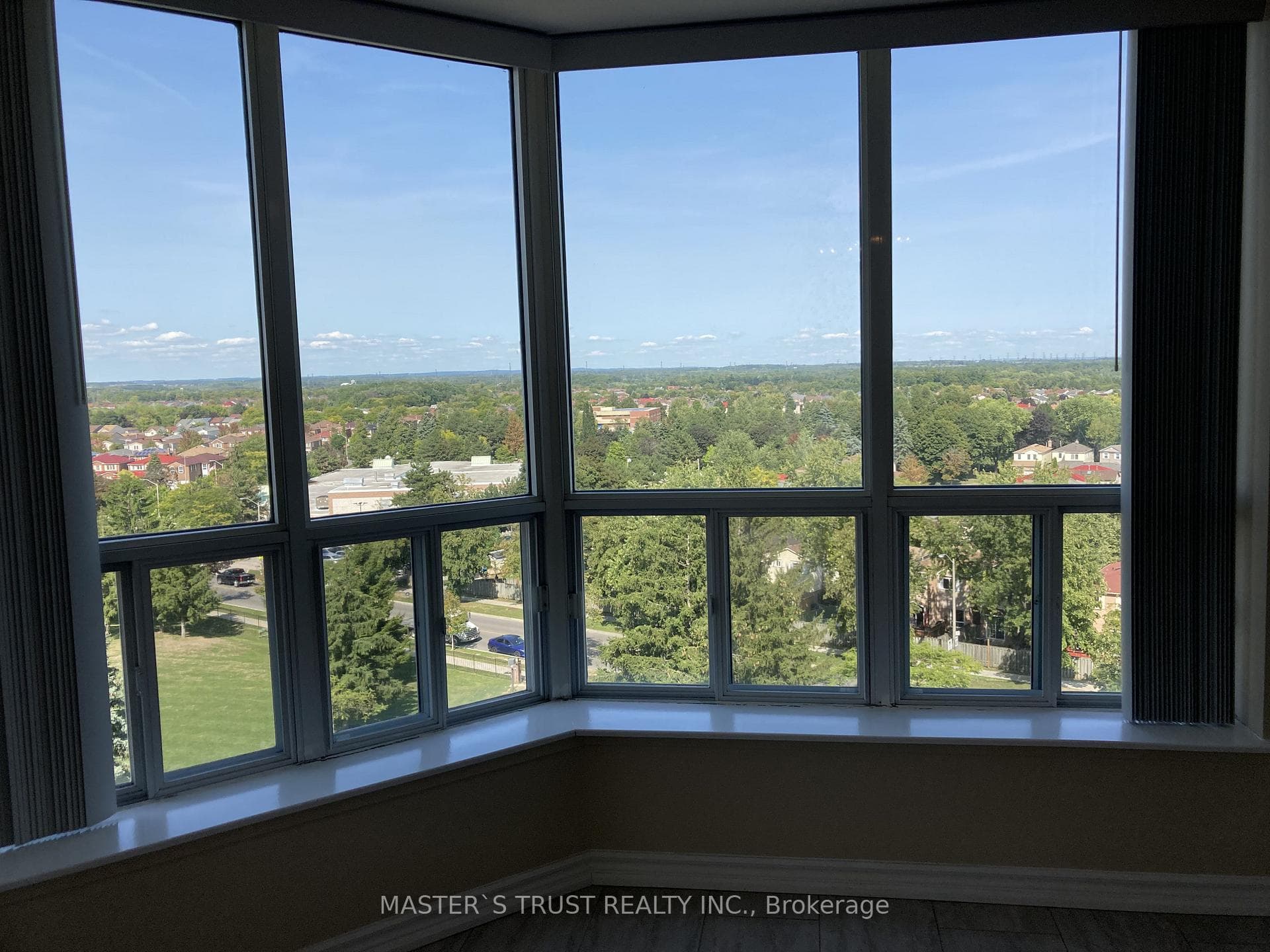 410 Mclevin Avenue Unit 803 photo 10