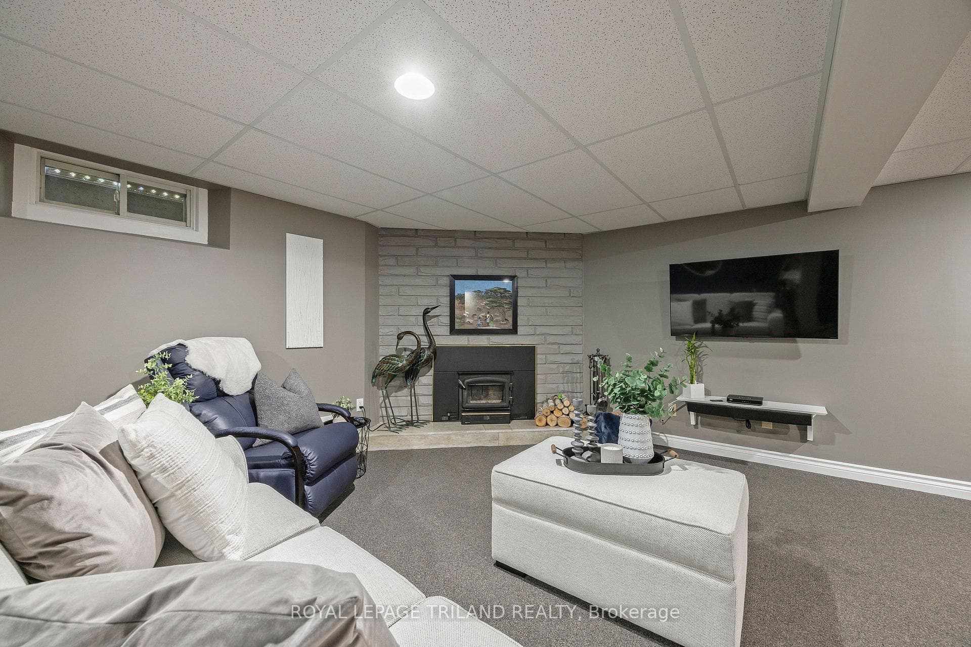 71 Kingsford Crescent photo 24