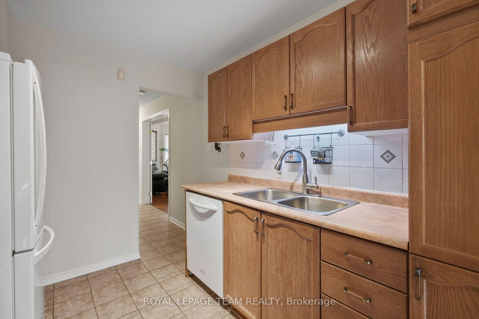 70 College Circle photo 24