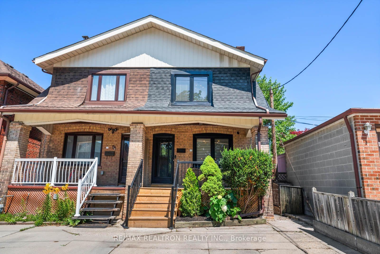 4 Normanna Avenue photo 1