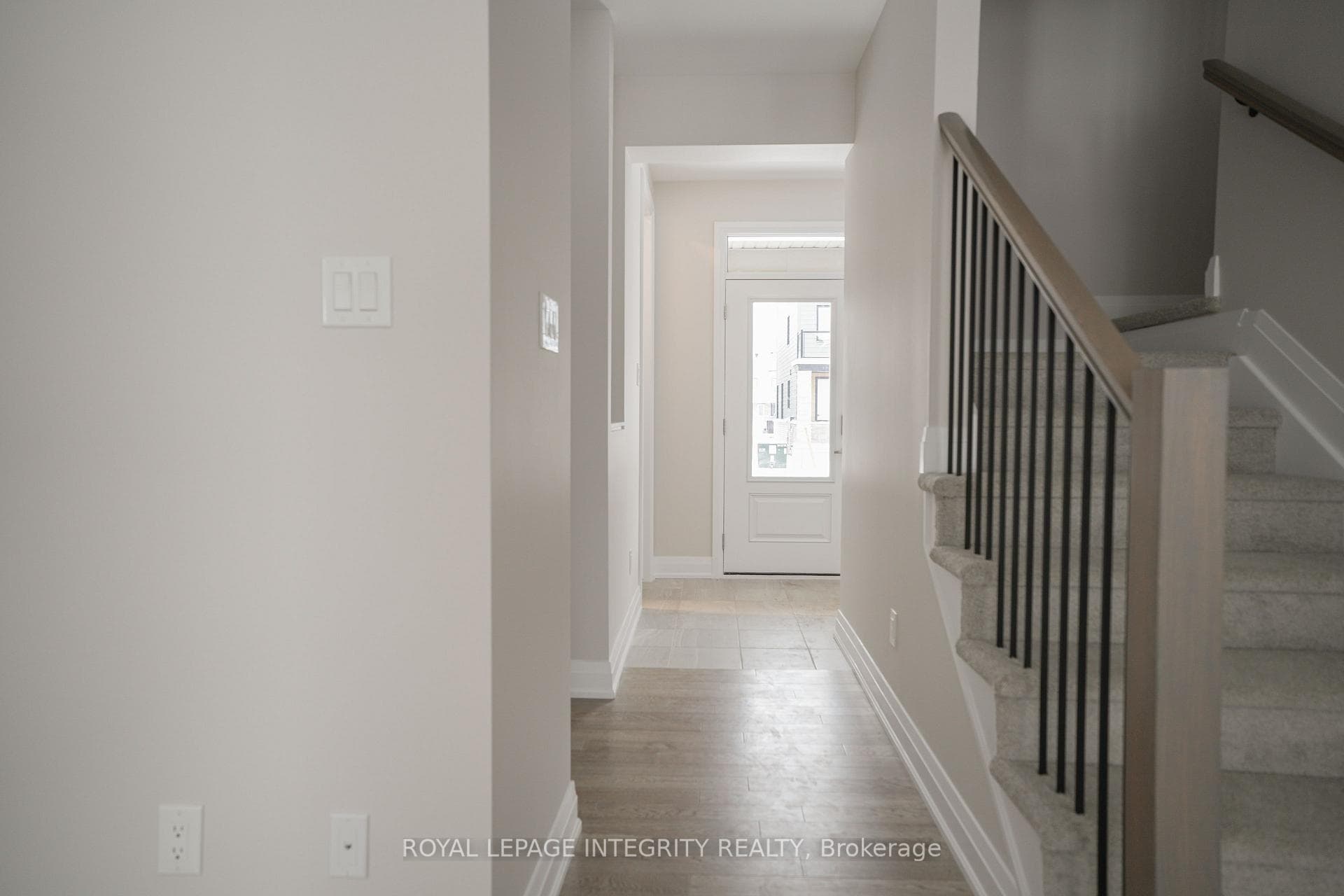 371 Peninsula Road photo 7