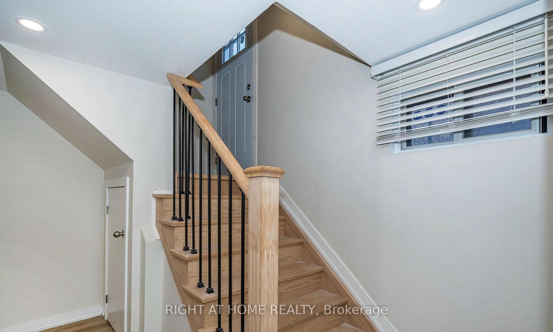 62 Inverdon Road Unit Bsmt photo 7