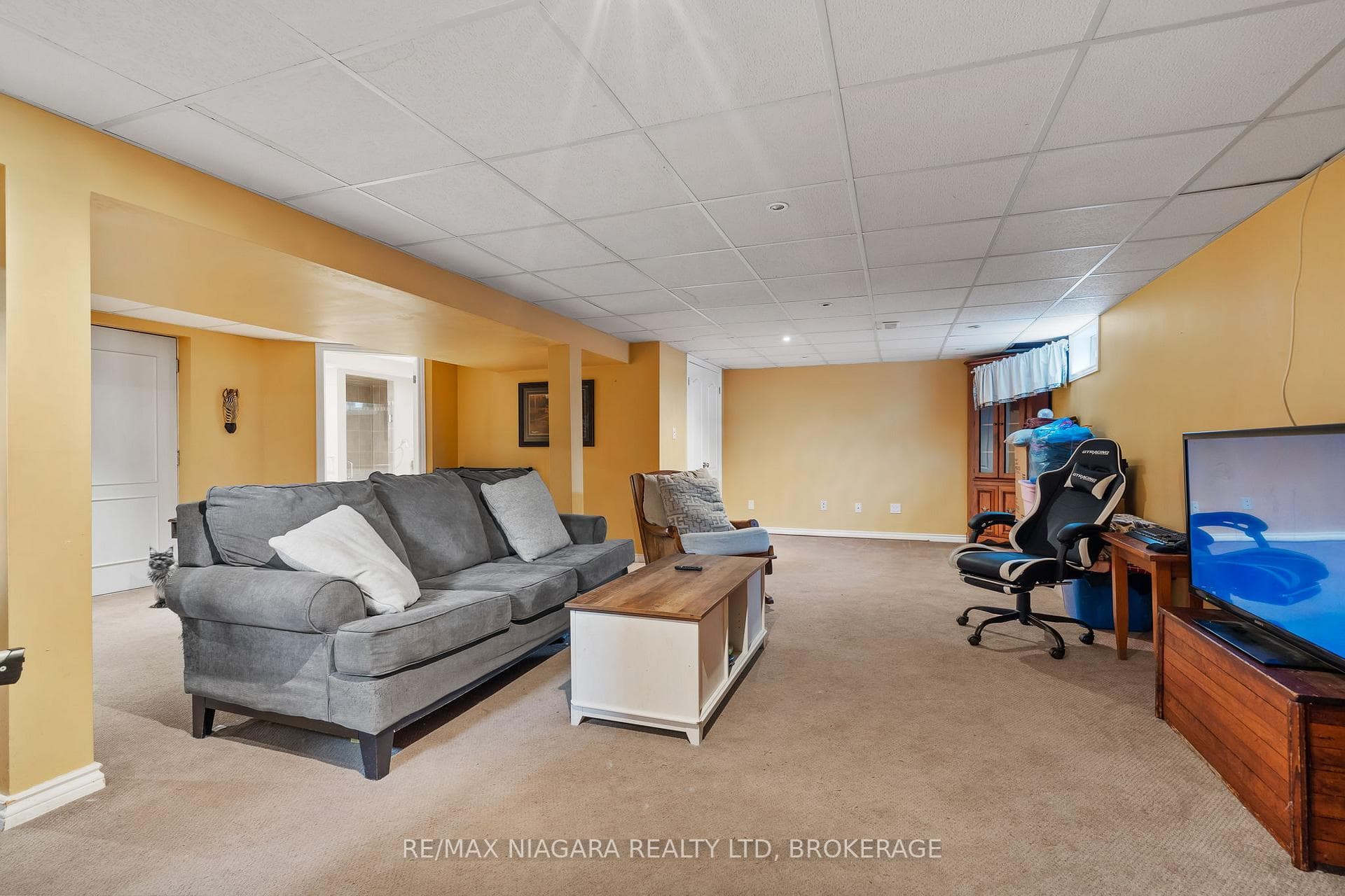 56 Royal Oak Drive photo 15