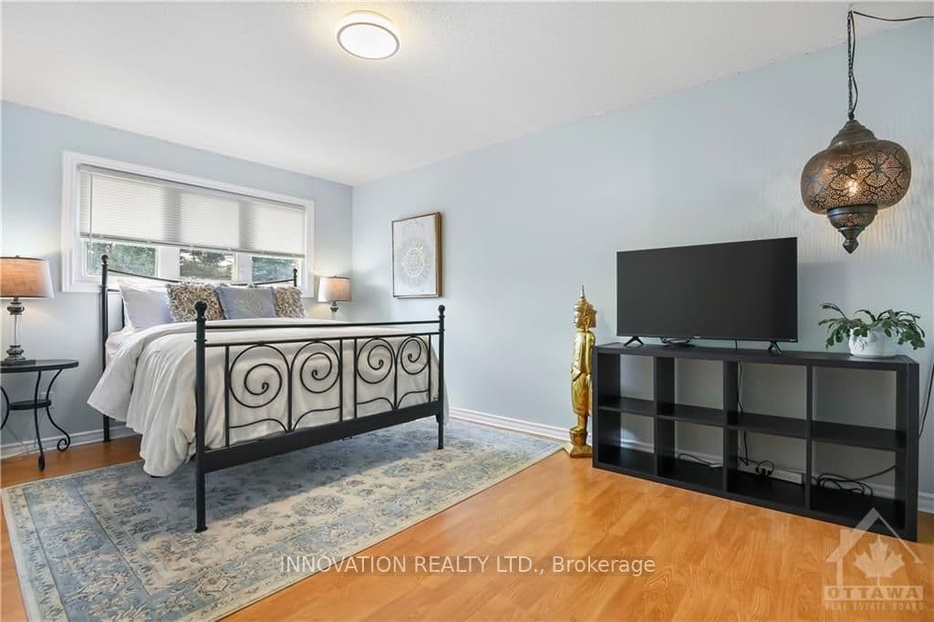 1900 MARQUIS Avenue Unit 105 photo 17