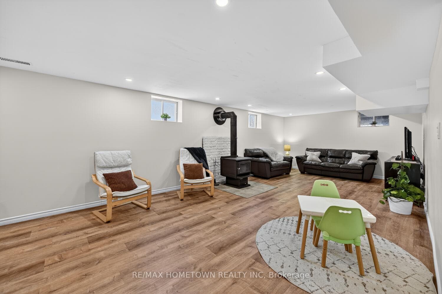 family room