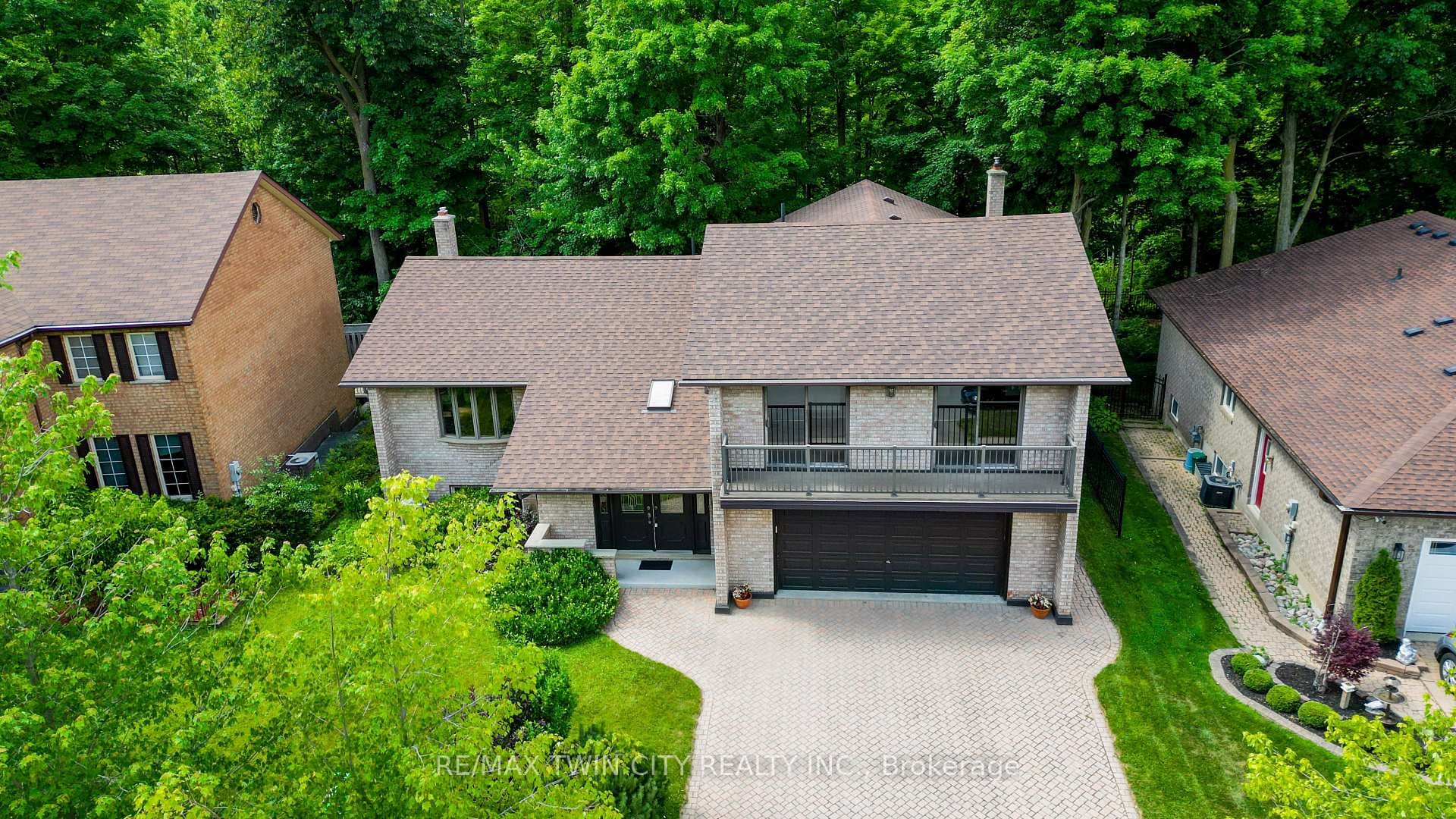 391 Northlake Drive photo 2