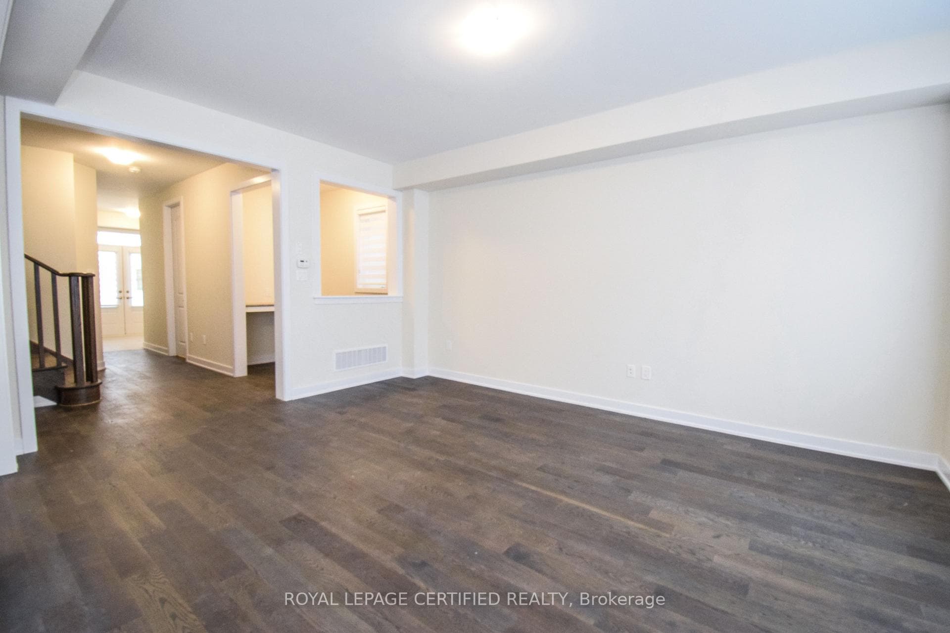 22 stern Drive photo 12