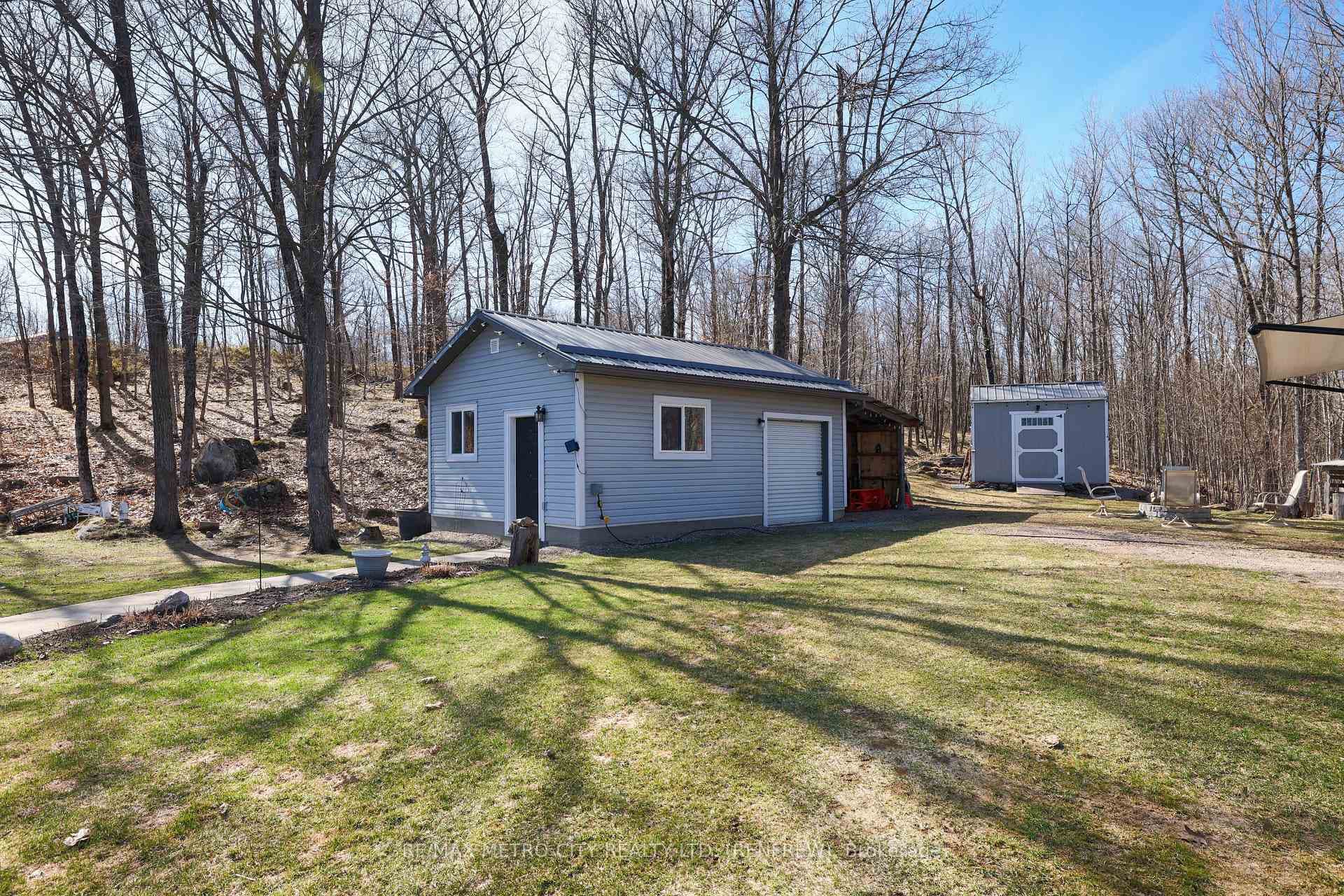 1513B Whelan Road photo 29