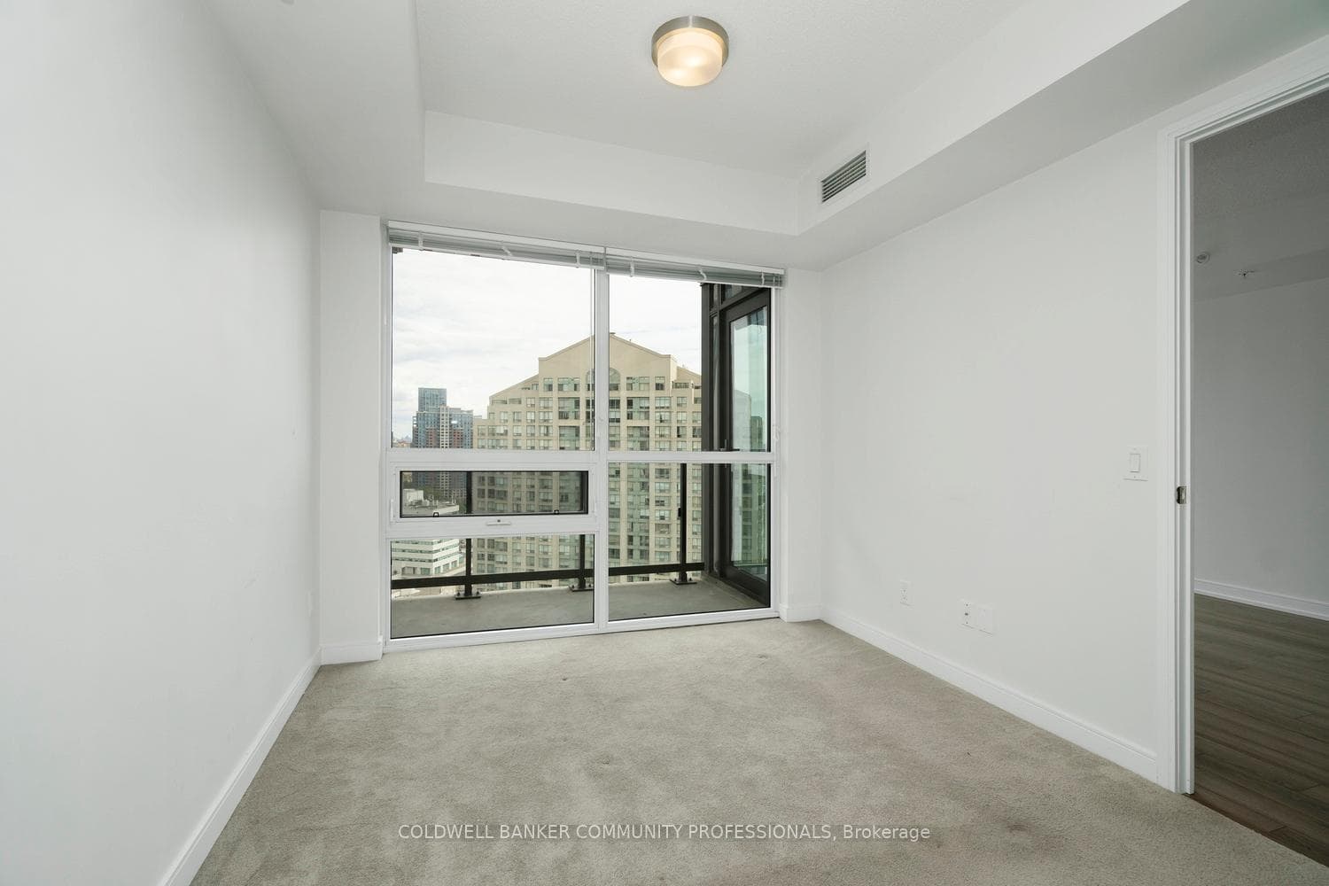 20 Thomas Riley Road Unit 1906 photo 7