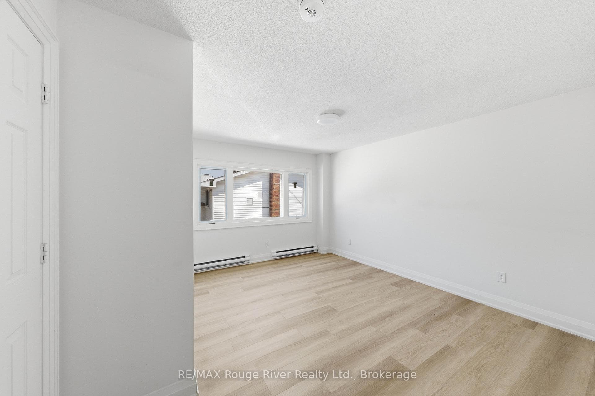 144 Macdonald Avenue Unit Unit B photo 8
