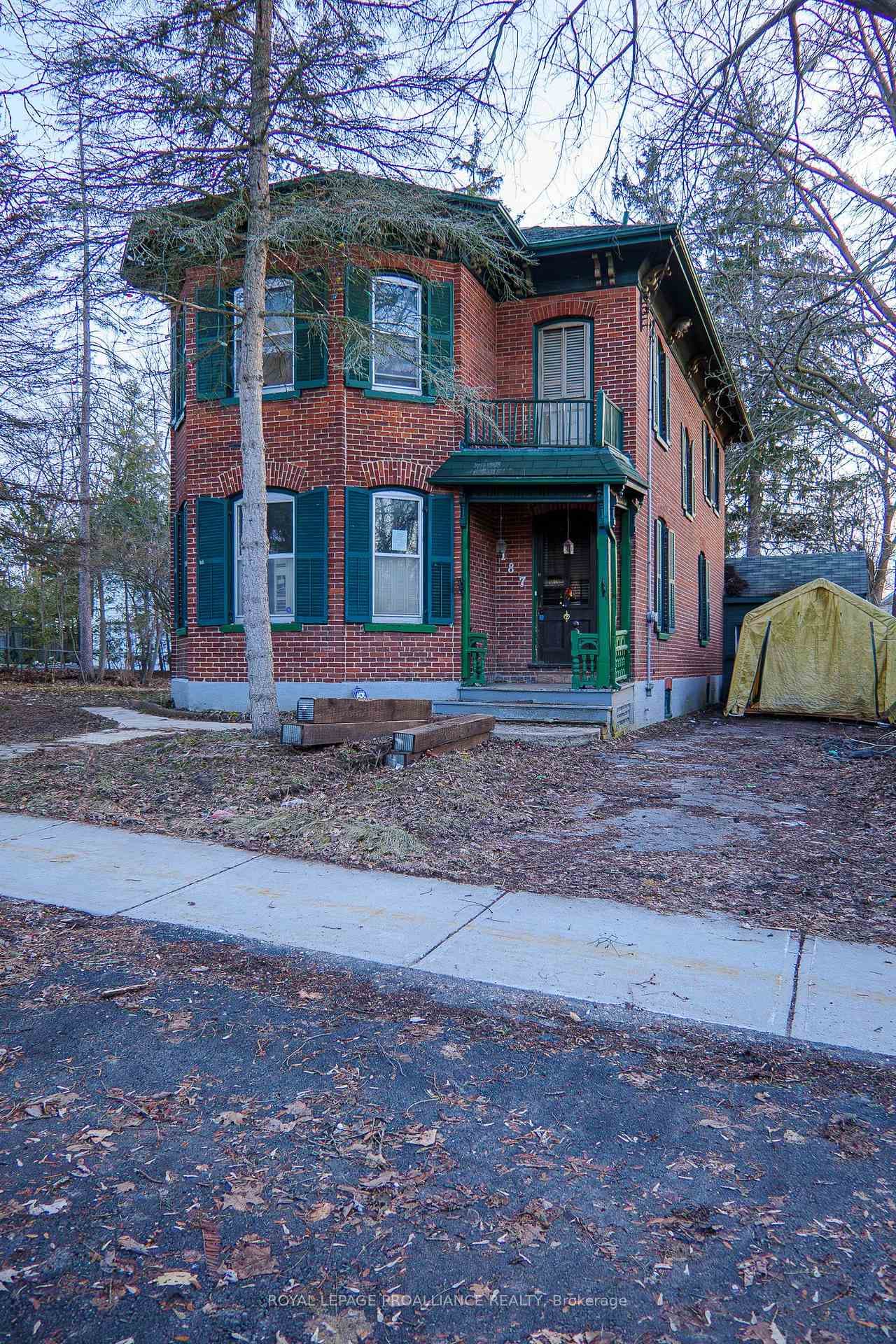 187 St George Street photo 3