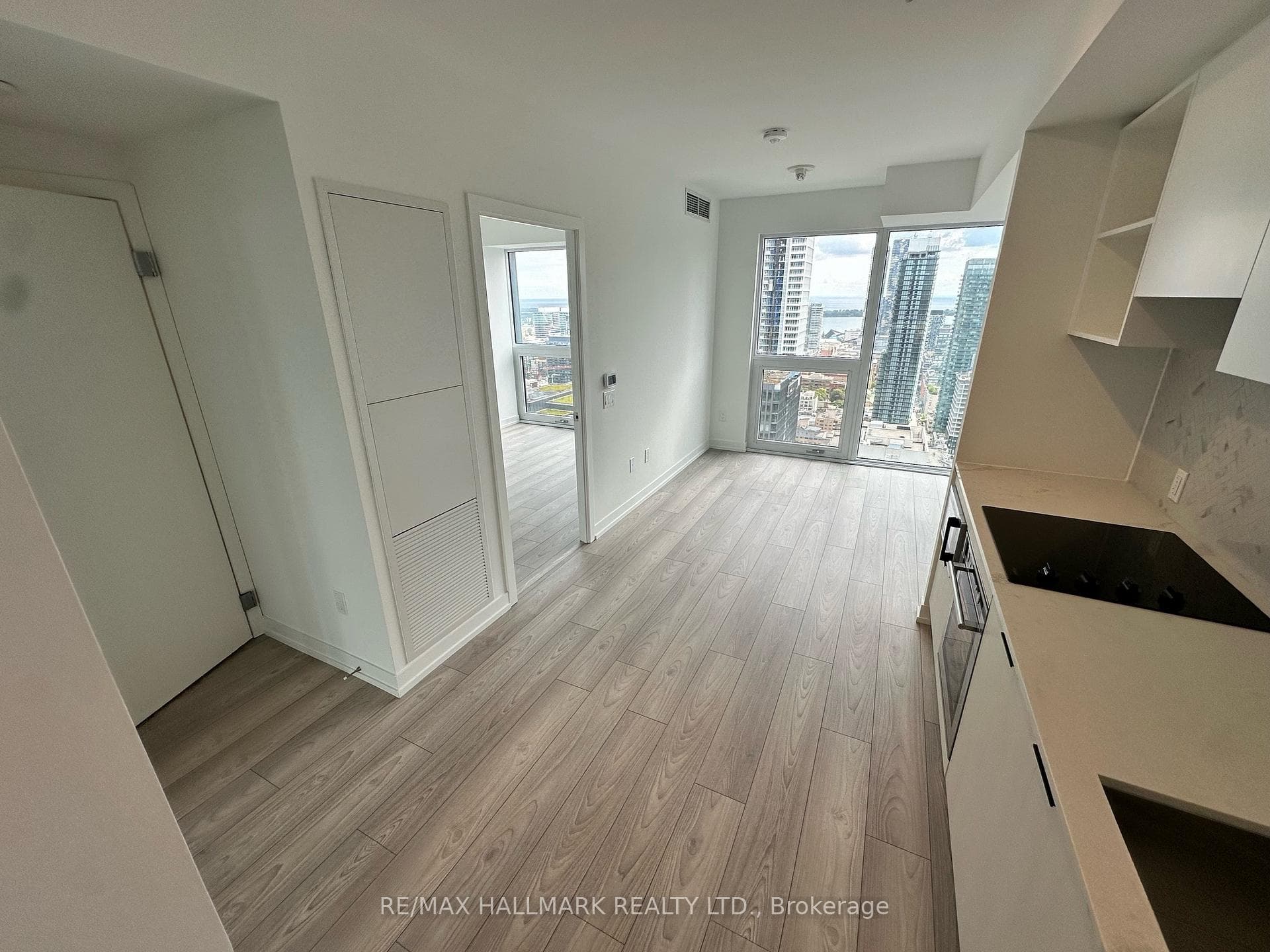 82 Dalhousie Street Unit LPH 05 photo 4