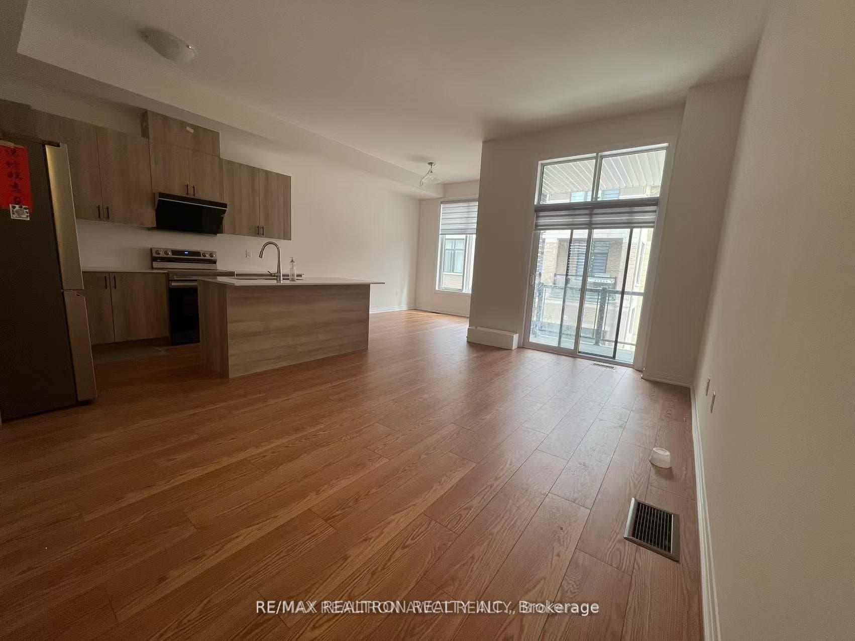 11405 LESLIE Street photo 8