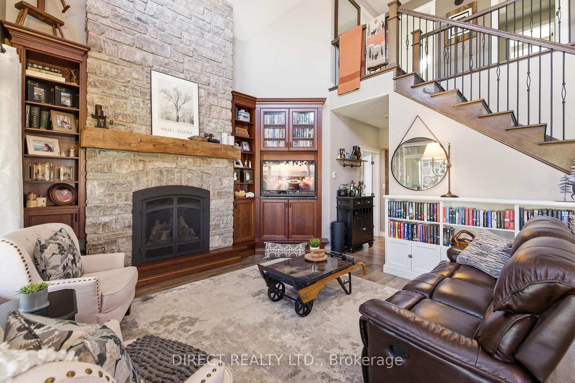 15 Sharpes Lane photo 16