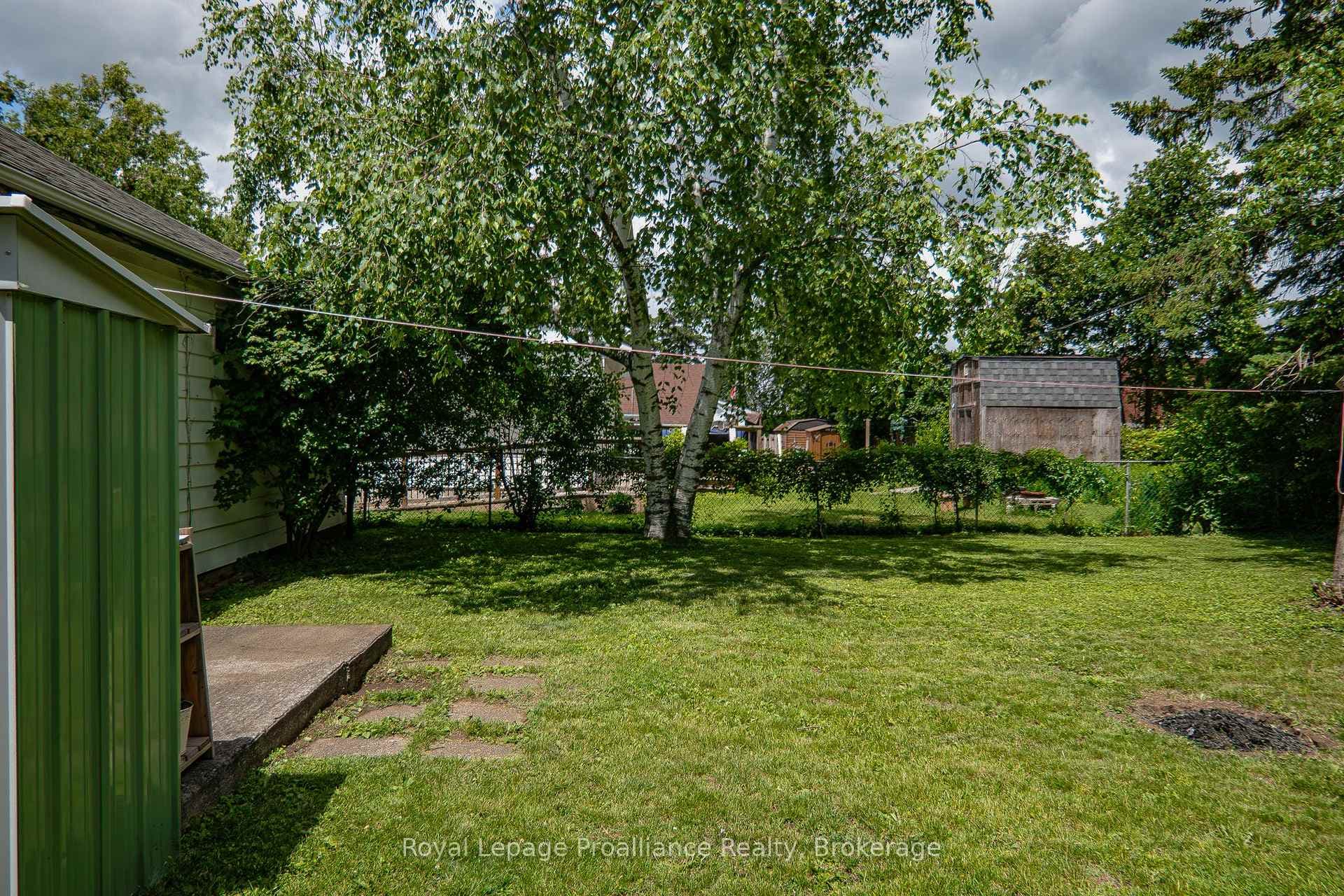 45 Valleyview Crescent photo 7