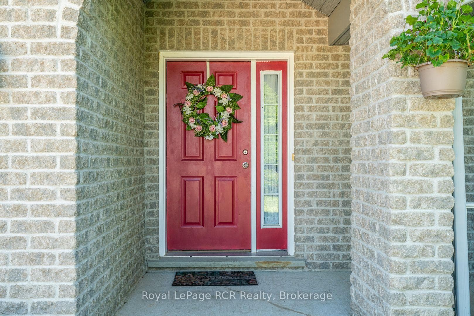 246 16th Avenue Crescent photo 18