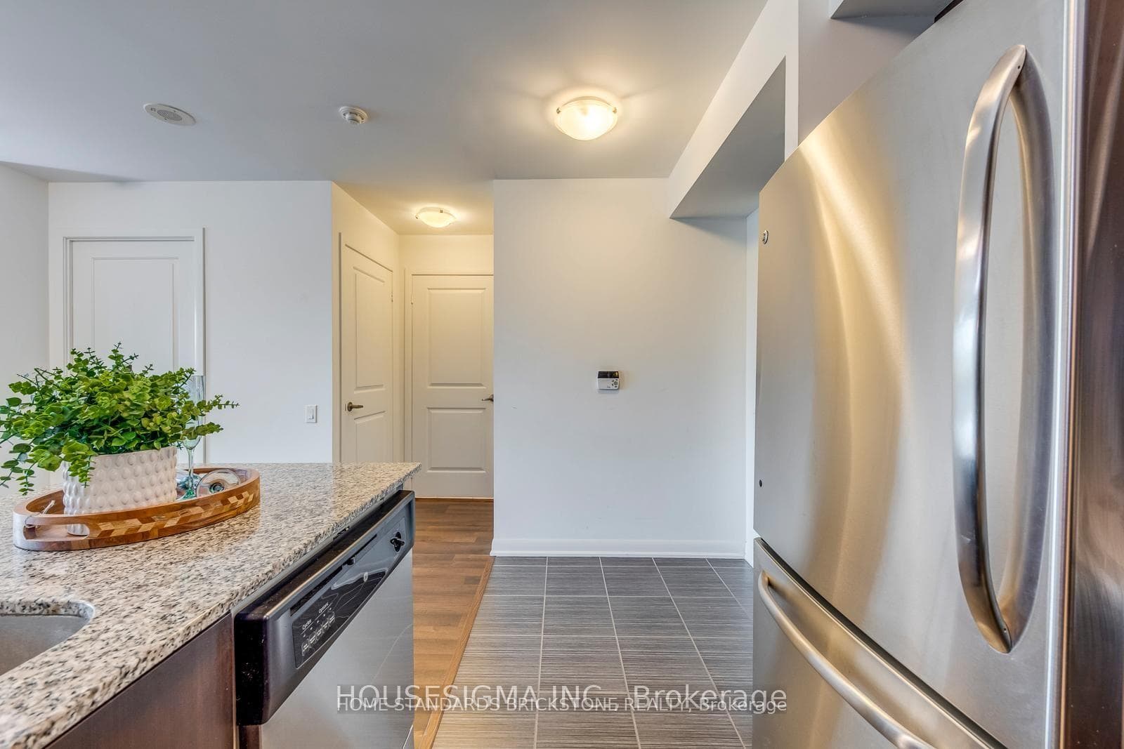 17 Anndale Drive Unit 308 photo 10