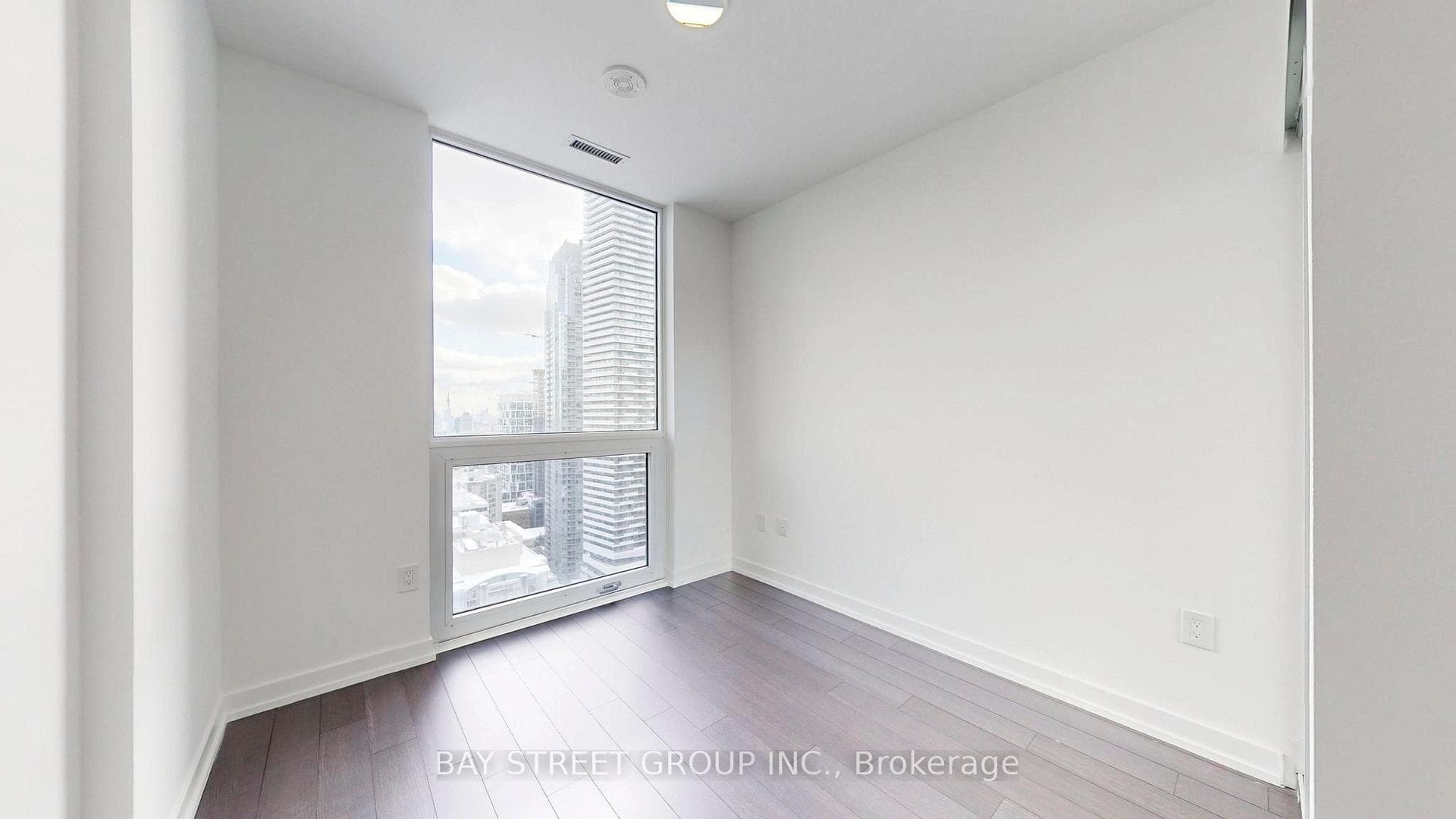39 Roehampton Avenue Unit 2304 photo 24