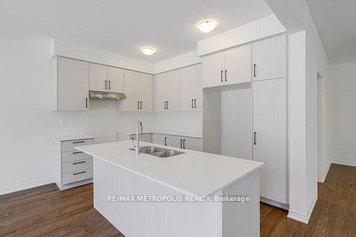 1481 Buttercup Court photo 12