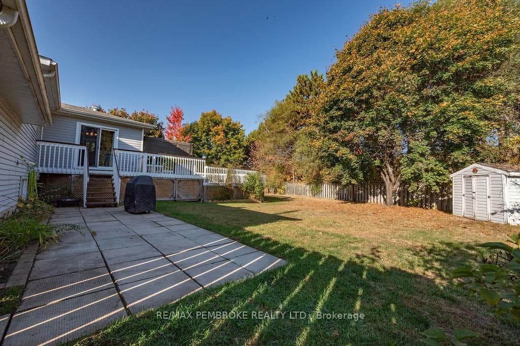 4 Dutch Drive photo 26