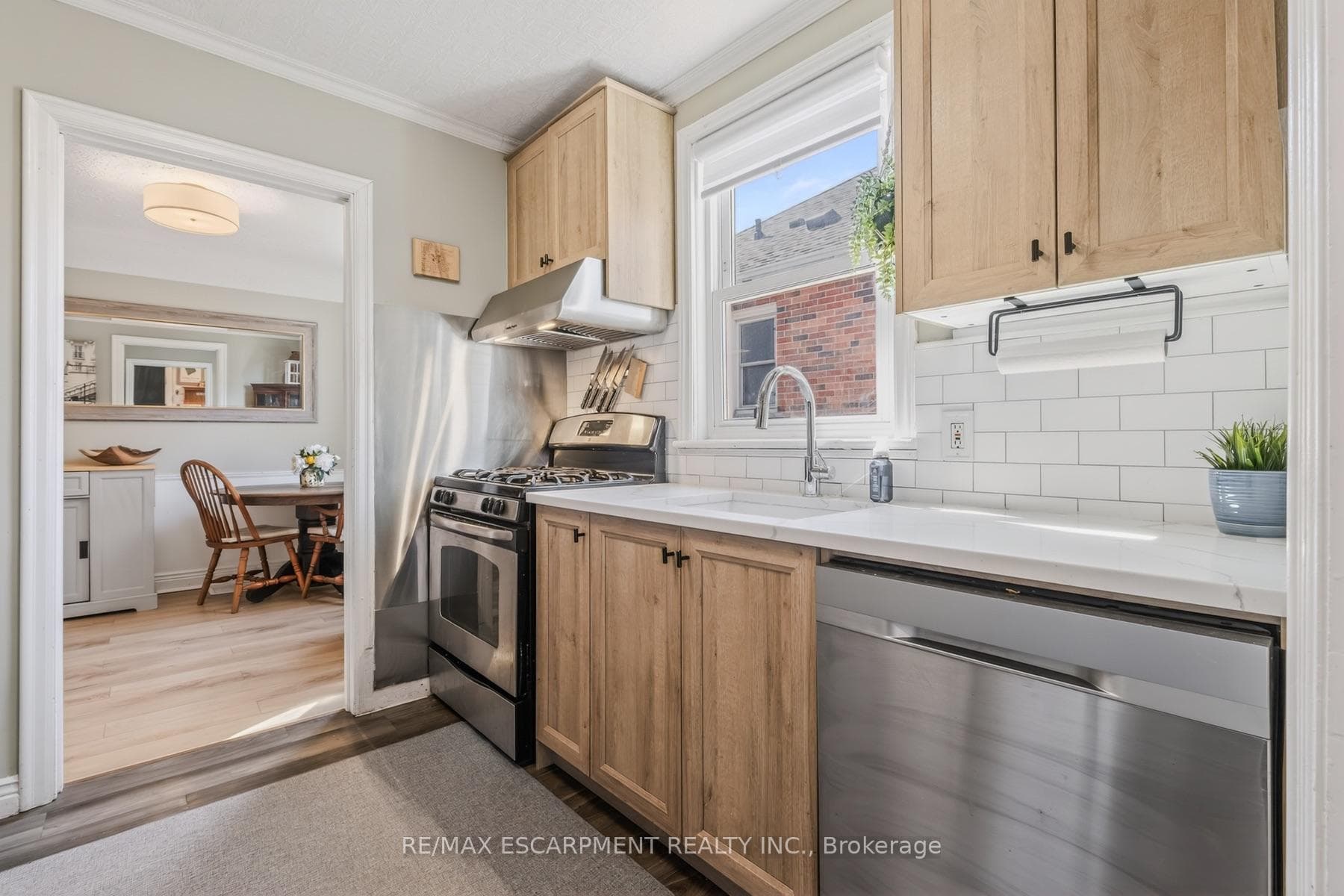 43 Woodbridge Road photo 10