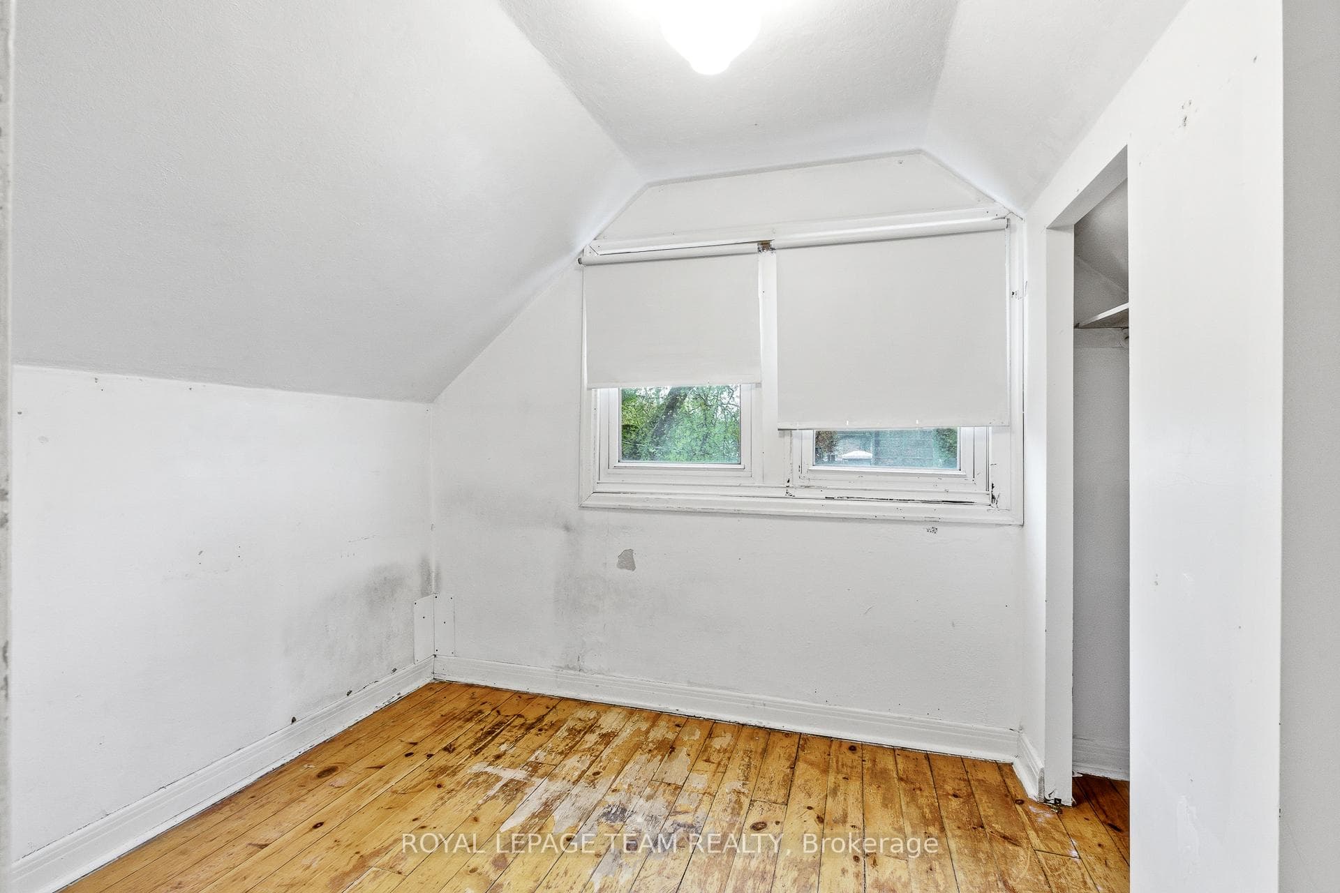 910 Pinecrest Road photo 22