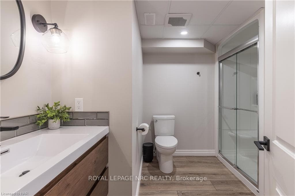 3693 MCKENZIE Drive photo 36