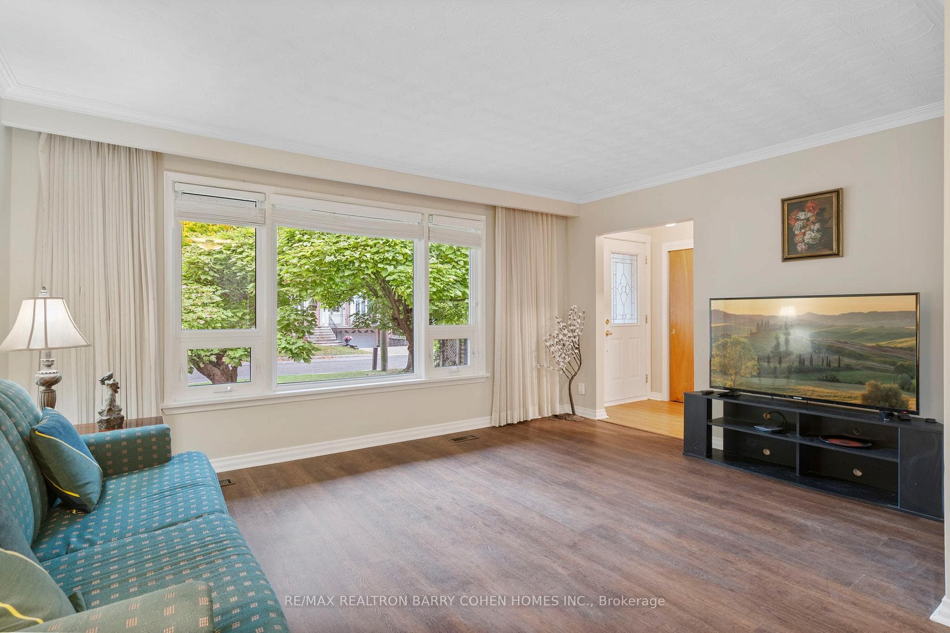 132 Grey Road photo 8