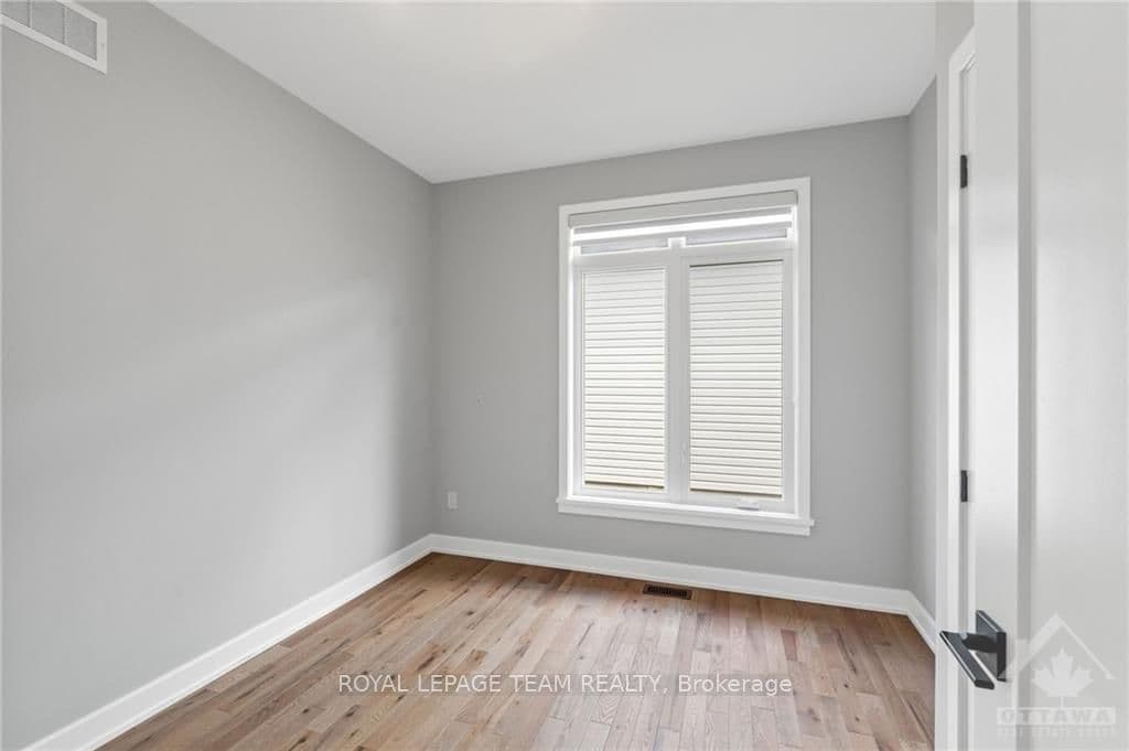286 WOOD Avenue photo 21