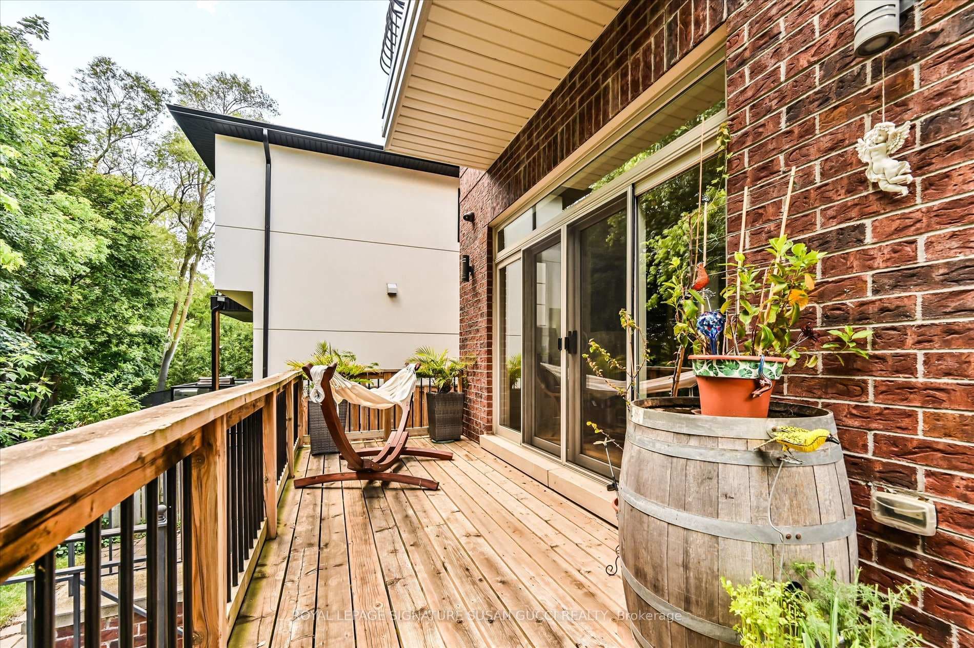 Separate spaces for dining, relaxing and more