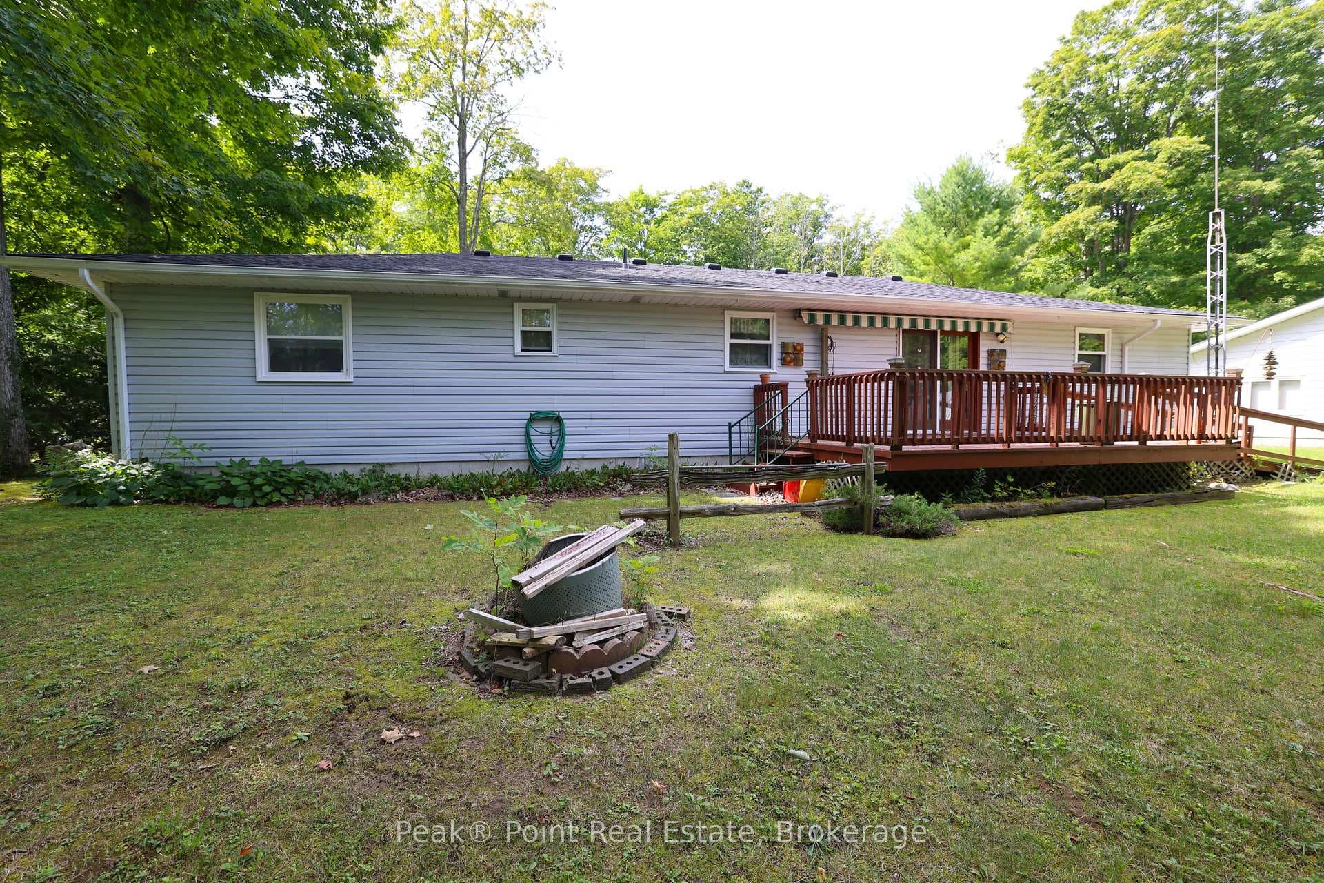 31 Dorena Crescent photo 5