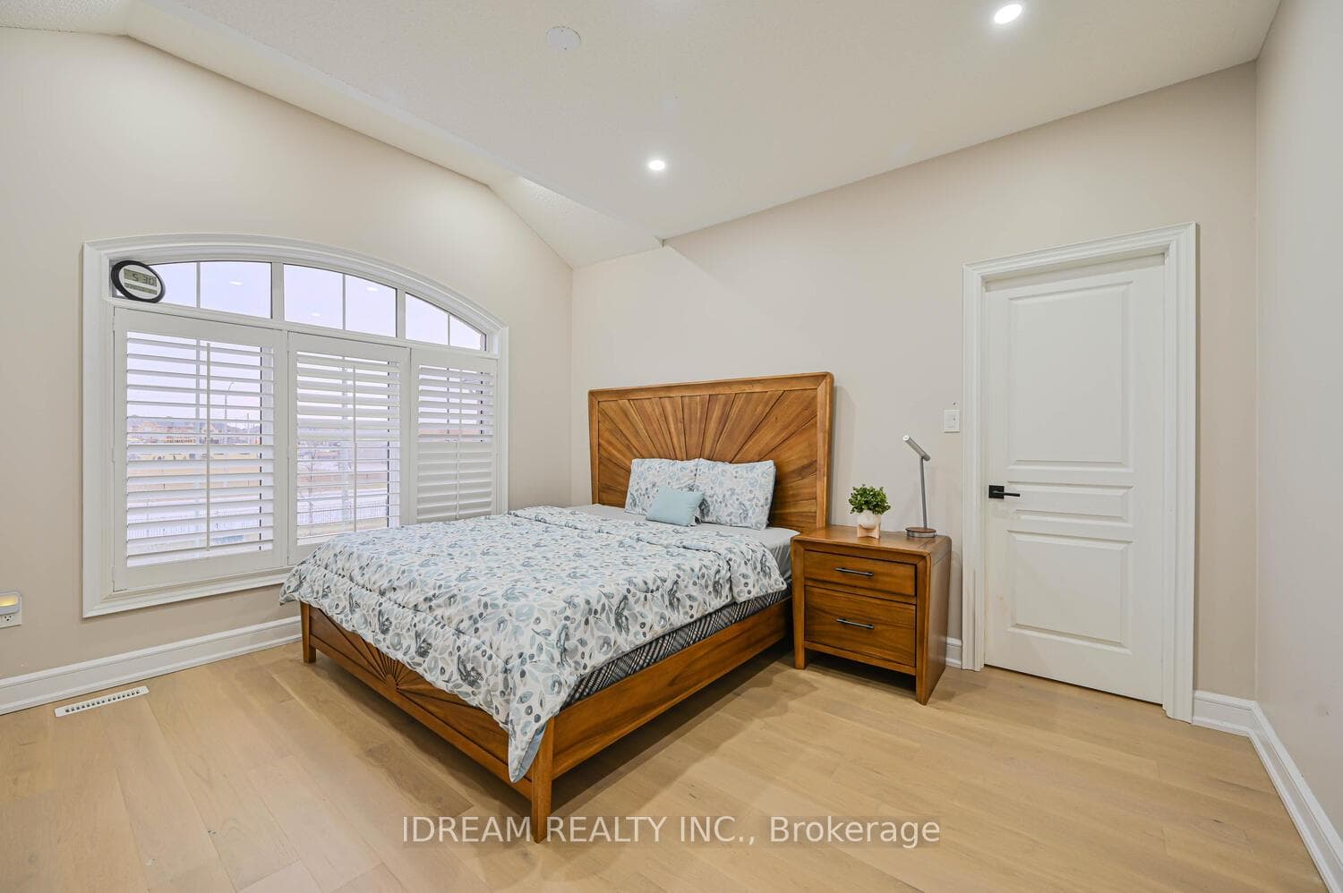 10 Chesapeake Court photo 27