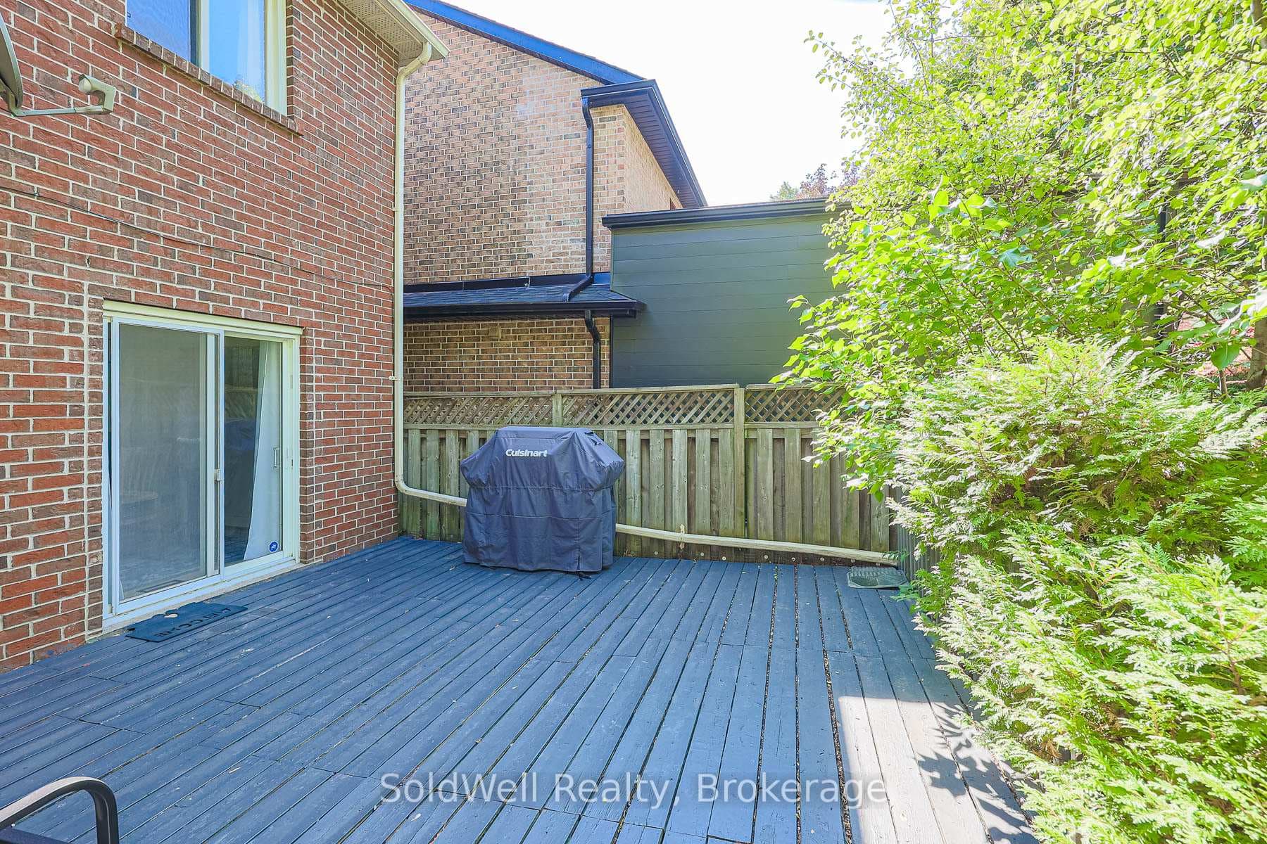 160 Charles Street photo 47